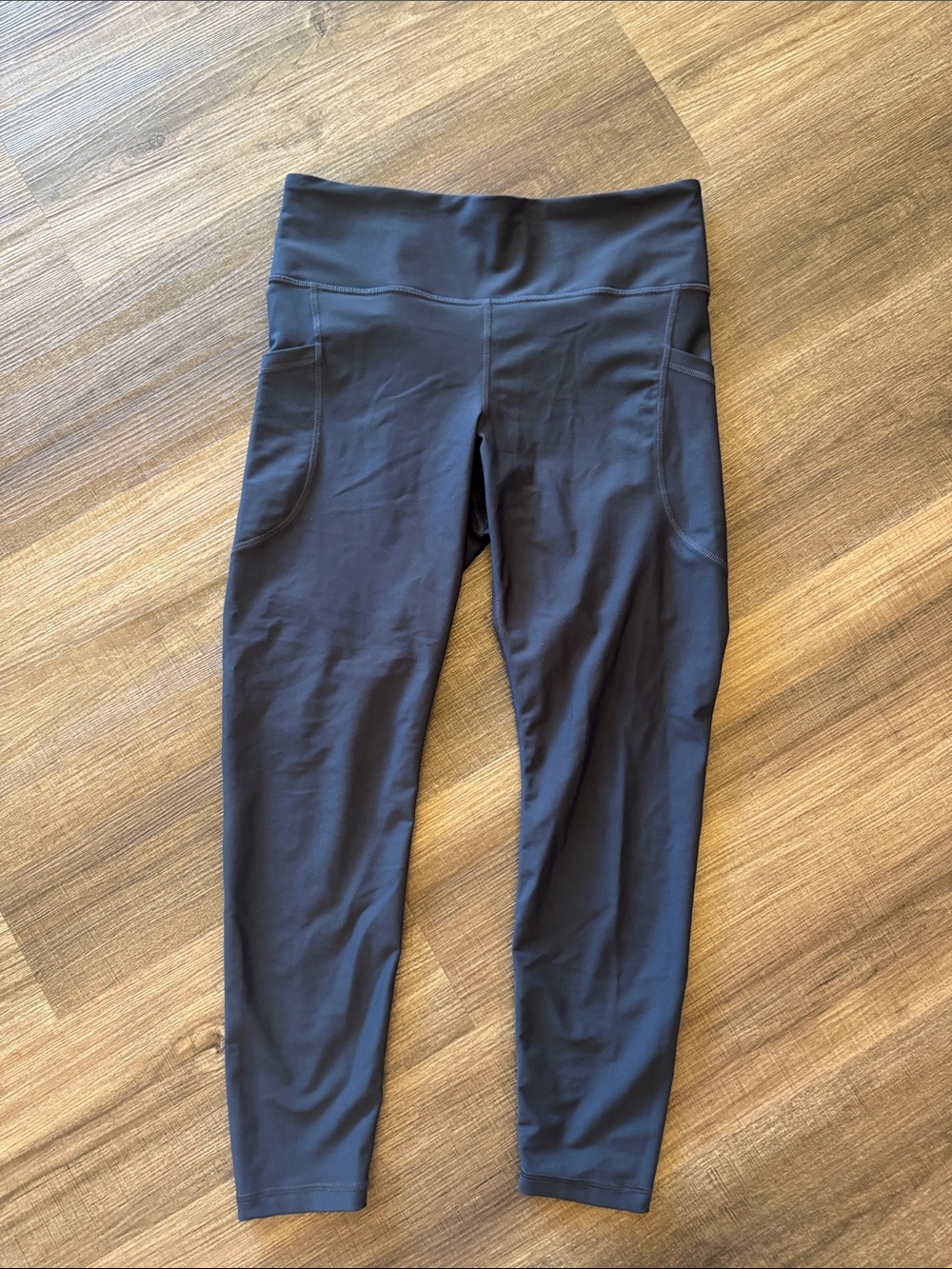 Old Navy Gray High-Waist Pocket Leggings